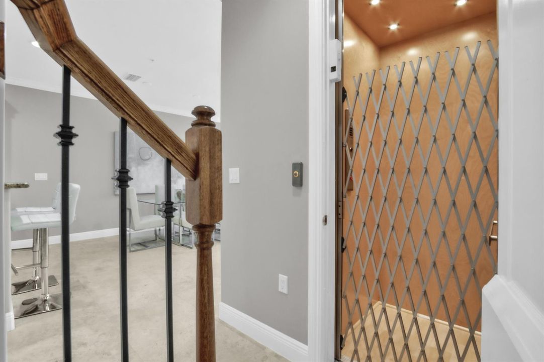 1362 Bayview Dr-38