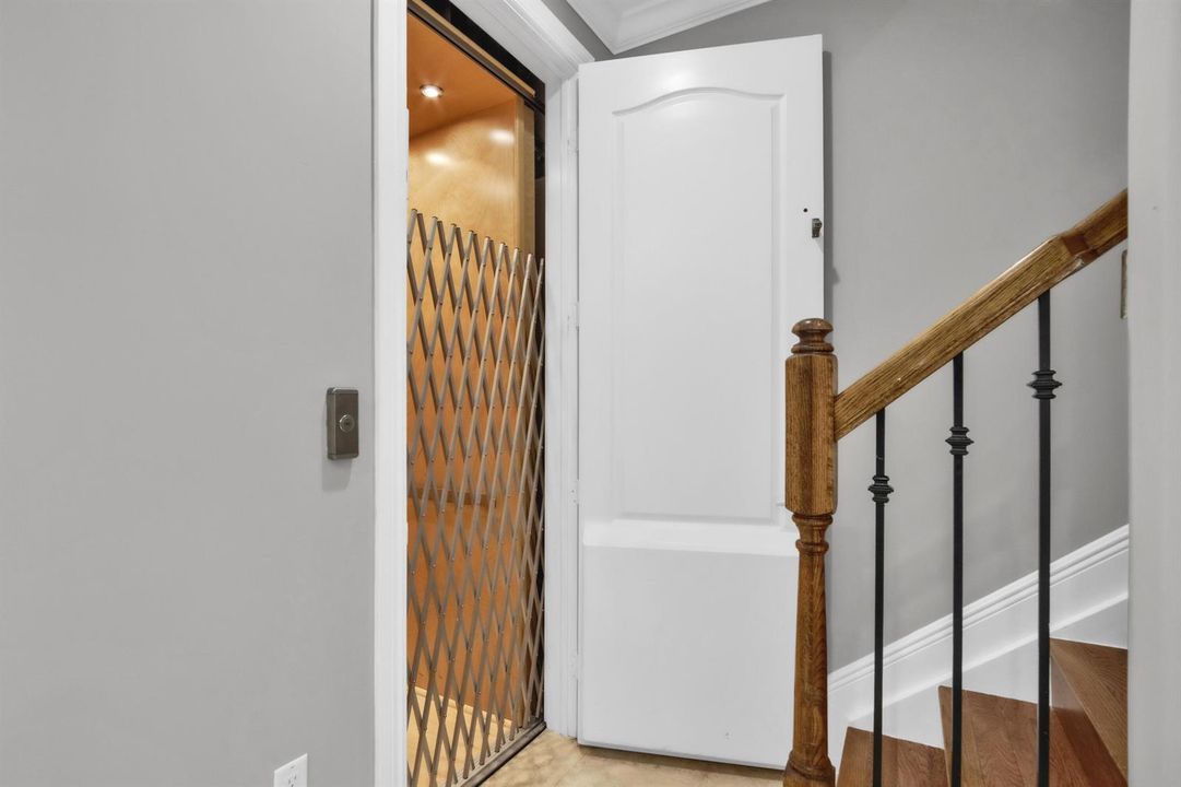 1362 Bayview Dr-37