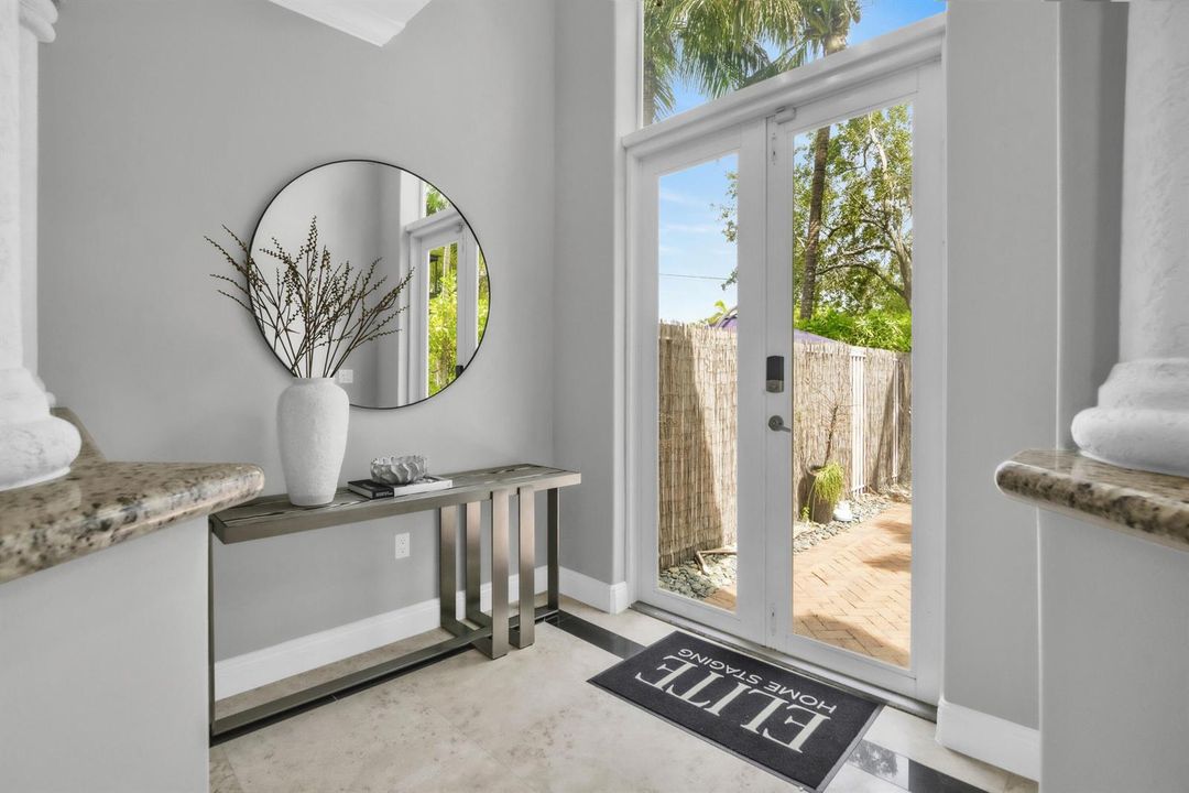 1362 Bayview Dr-34