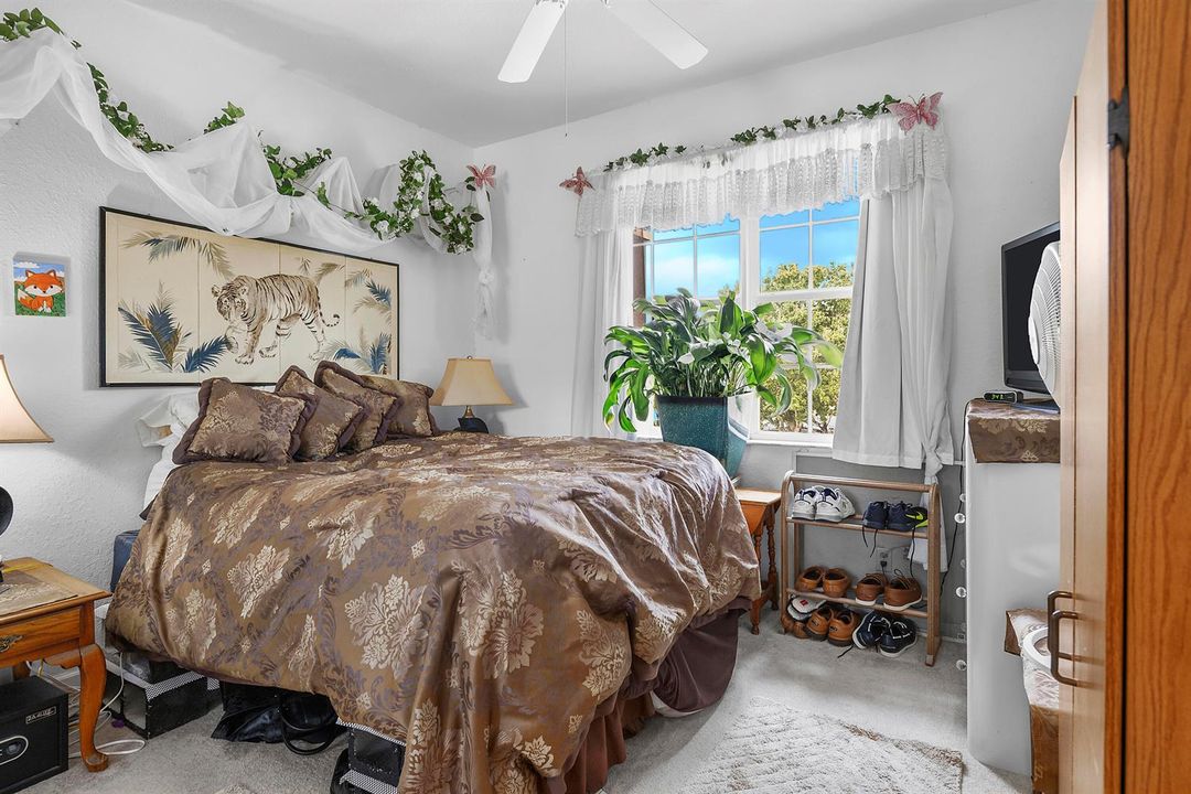 2882 SW Cedar Dunes Dr_Vinesha Clark_58