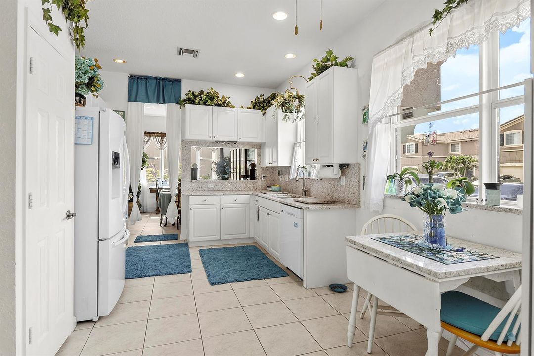 2882 SW Cedar Dunes Dr_Vinesha Clark_2