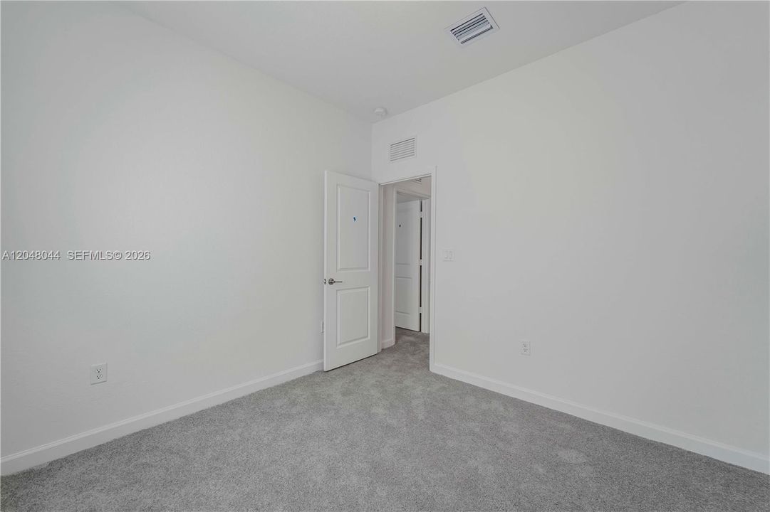 For Rent: $3,250 (4 beds, 3 baths, 1850 Square Feet)