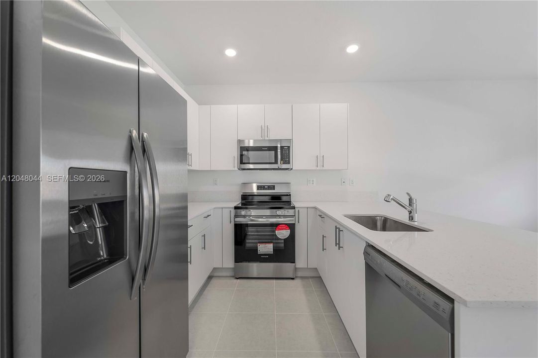 For Rent: $3,250 (4 beds, 3 baths, 1850 Square Feet)
