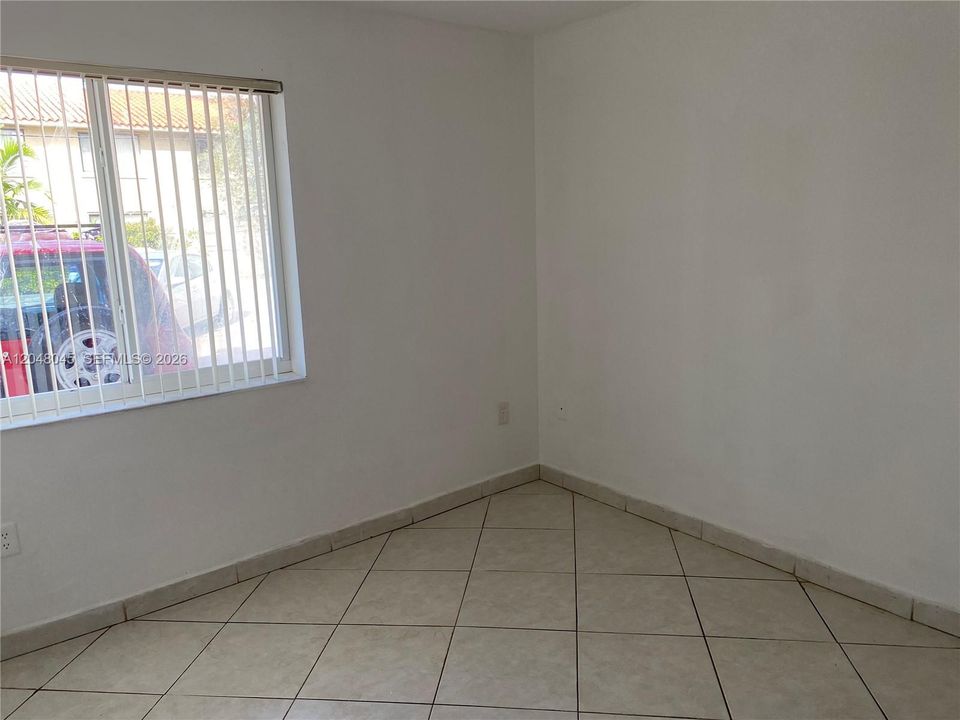 For Rent: $2,100 (2 beds, 1 baths, 18376 Square Feet)