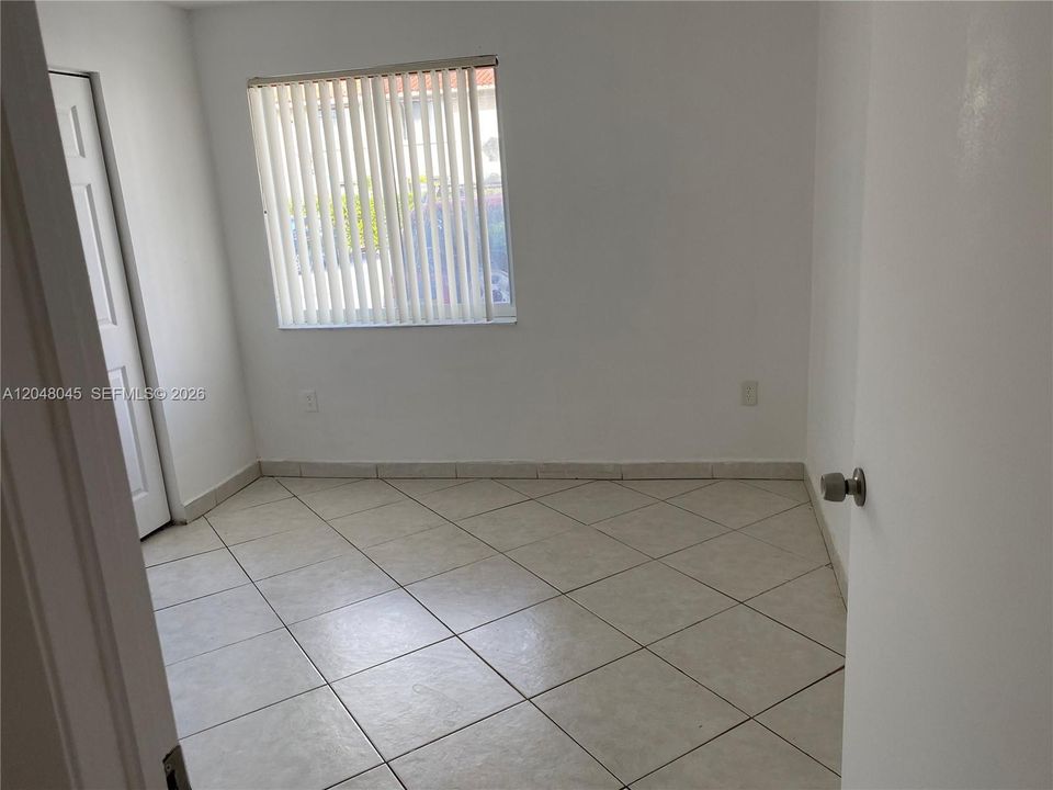 For Rent: $2,100 (2 beds, 1 baths, 18376 Square Feet)