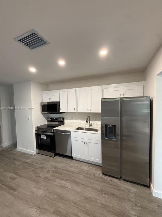 En Venta: $480,000 (3 camas, 2 baños, 1257 Pies cuadrados)