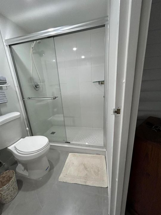 Master Bathromm