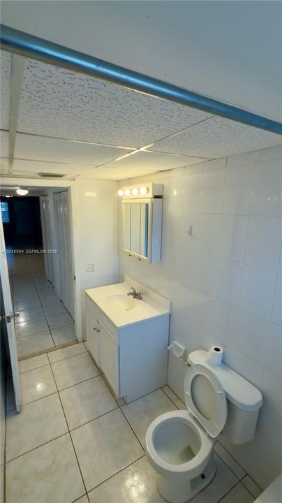 В аренду: $1,650 (1 спален, 1 ванн, 974 Квадратных фут)