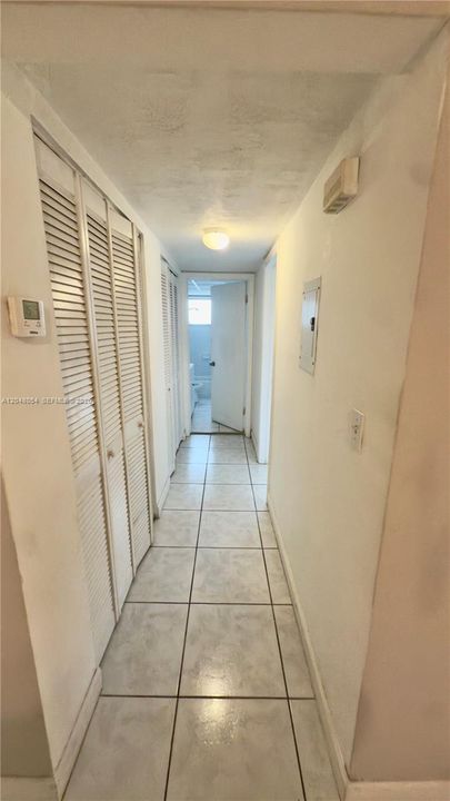 В аренду: $1,650 (1 спален, 1 ванн, 974 Квадратных фут)