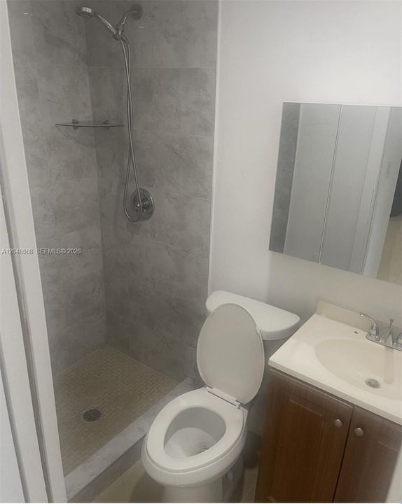 В аренду: $3,800 (4 спален, 3 ванн, 1848 Квадратных фут)