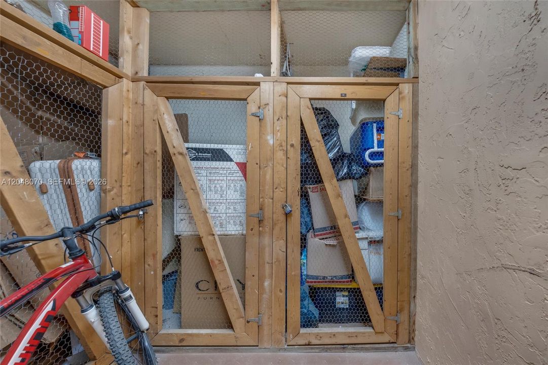 В аренду: $2,700 (2 спален, 2 ванн, 1140 Квадратных фут)