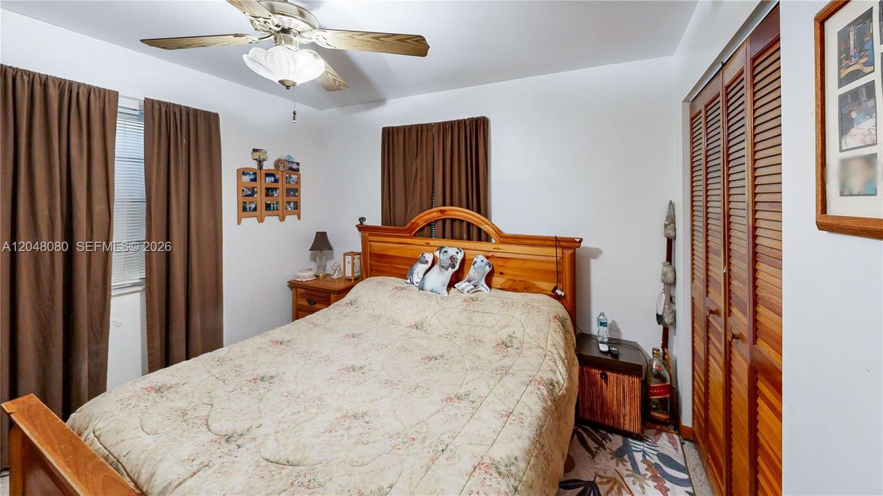 For Sale: $519,000 (3 beds, 1 baths, 1072 Square Feet)
