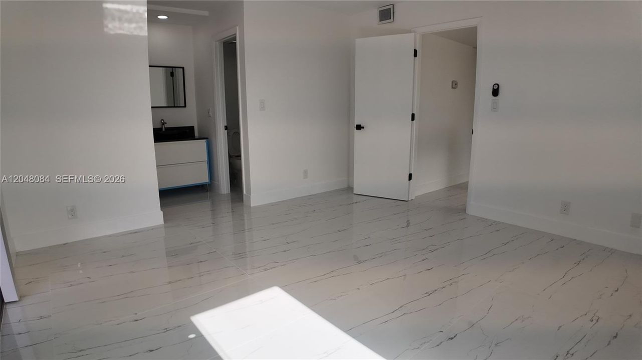 En Renta: $2,850 (2 camas, 2 baños, 1230 Pies cuadrados)