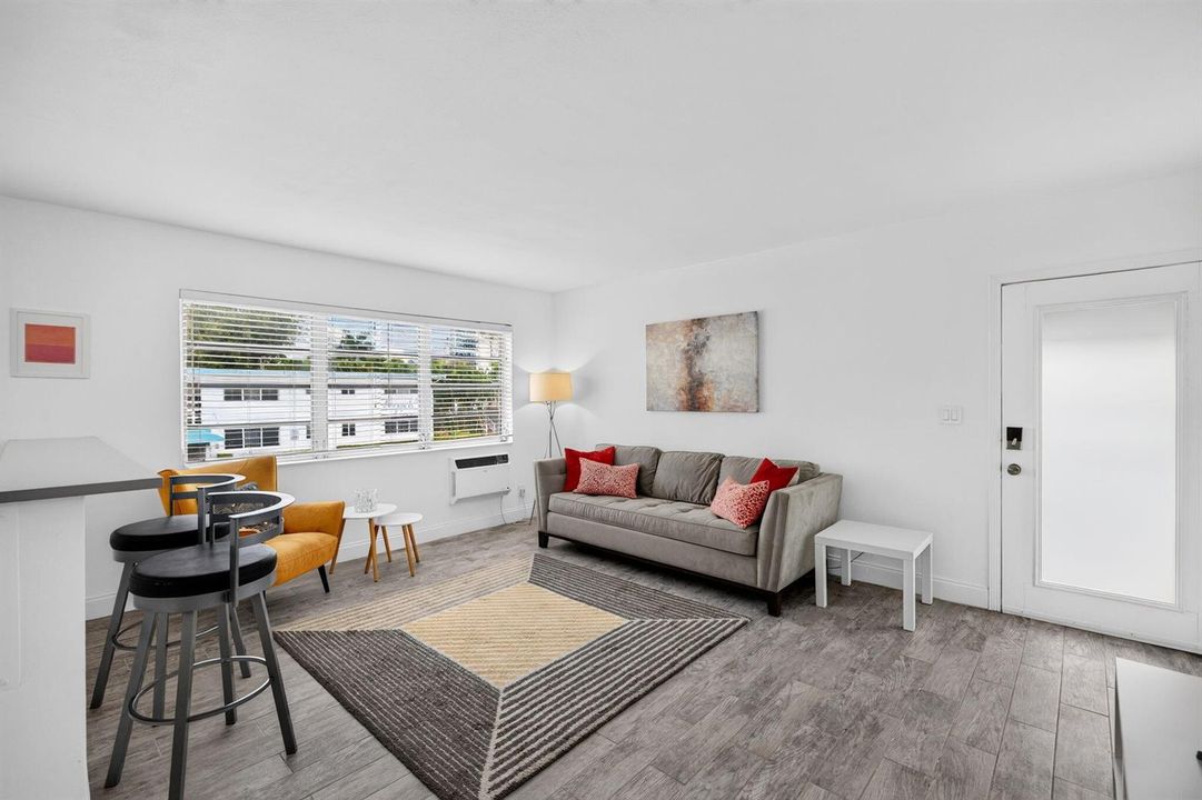11-web-or-mls-699A1129