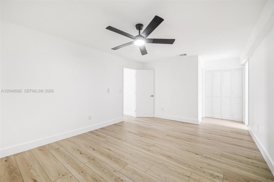 For Sale: $599,000 (3 beds, 3 baths, 1704 Square Feet)