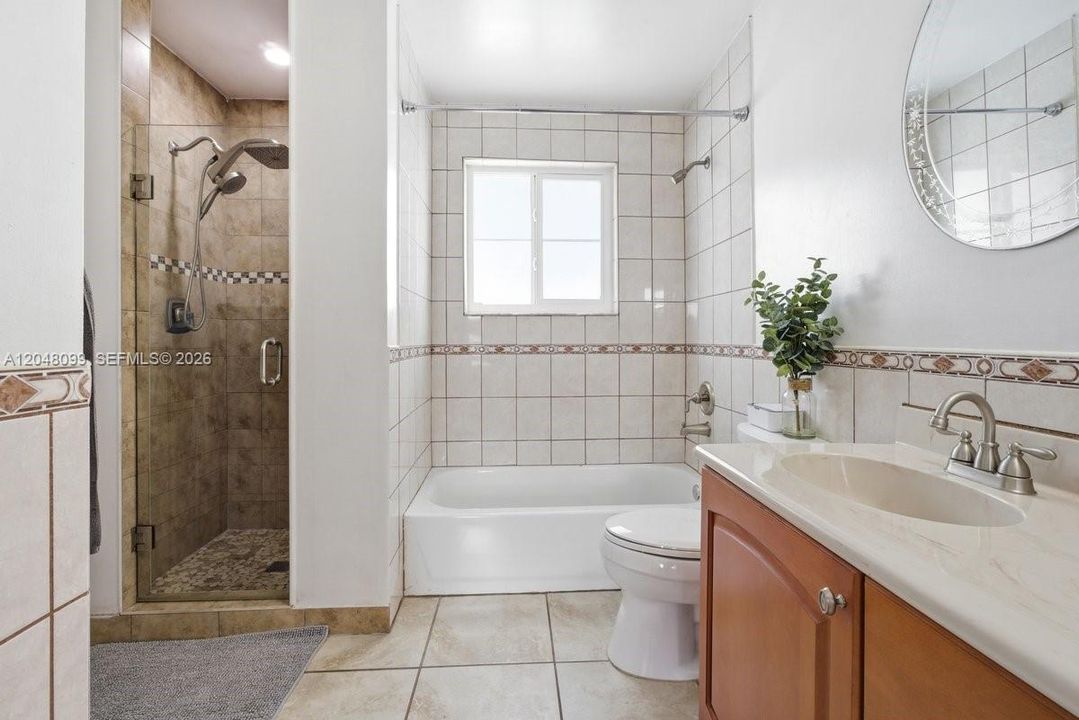 For Rent: $4,350 (4 beds, 2 baths, 1820 Square Feet)