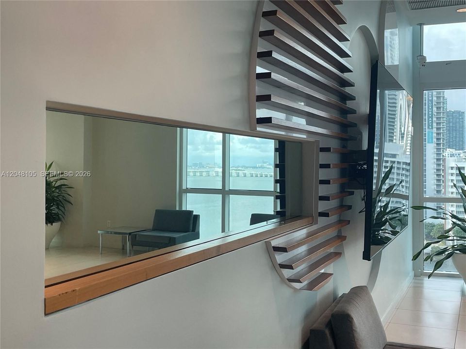 For Rent: $5,250 (2 beds, 2 baths, 1380 Square Feet)