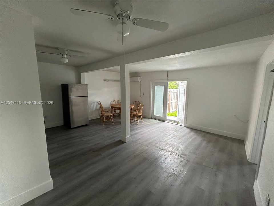 En Renta: $2,100 (1 camas, 1 baños, 1707 Pies cuadrados)