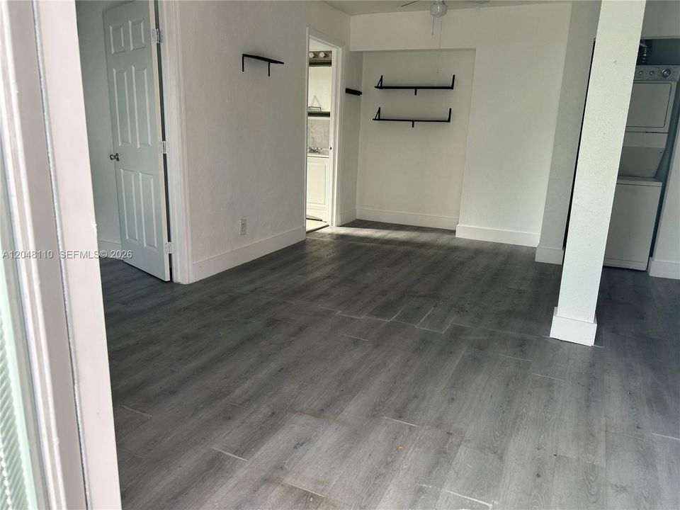 En Renta: $2,100 (1 camas, 1 baños, 1707 Pies cuadrados)