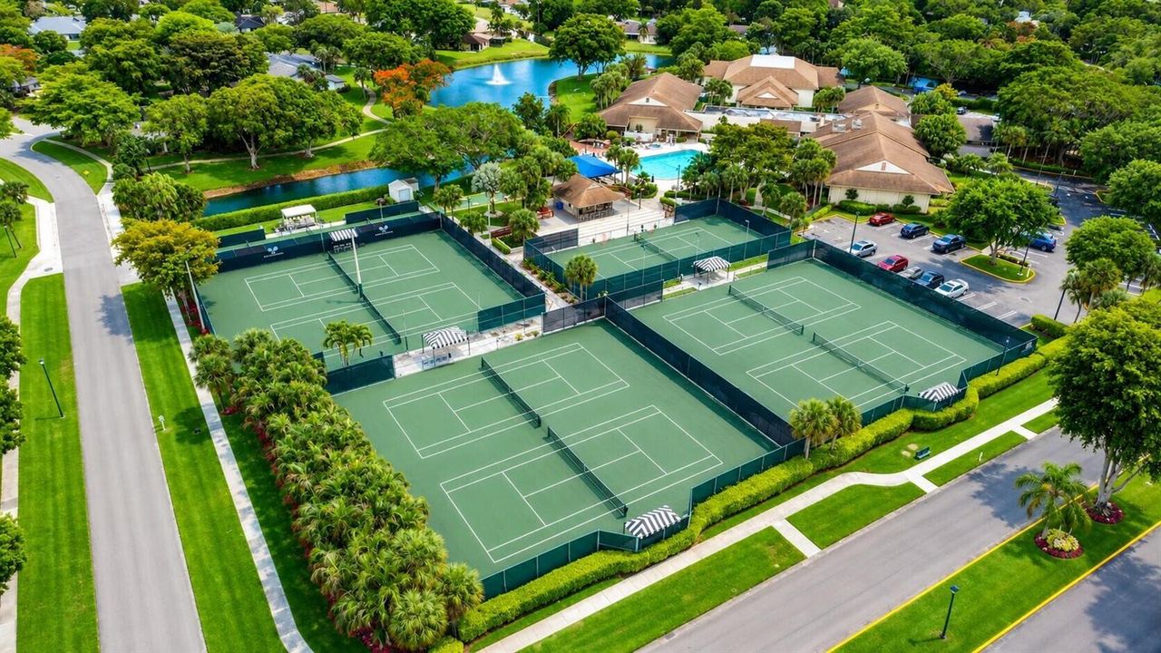 Championship Tennis Courts