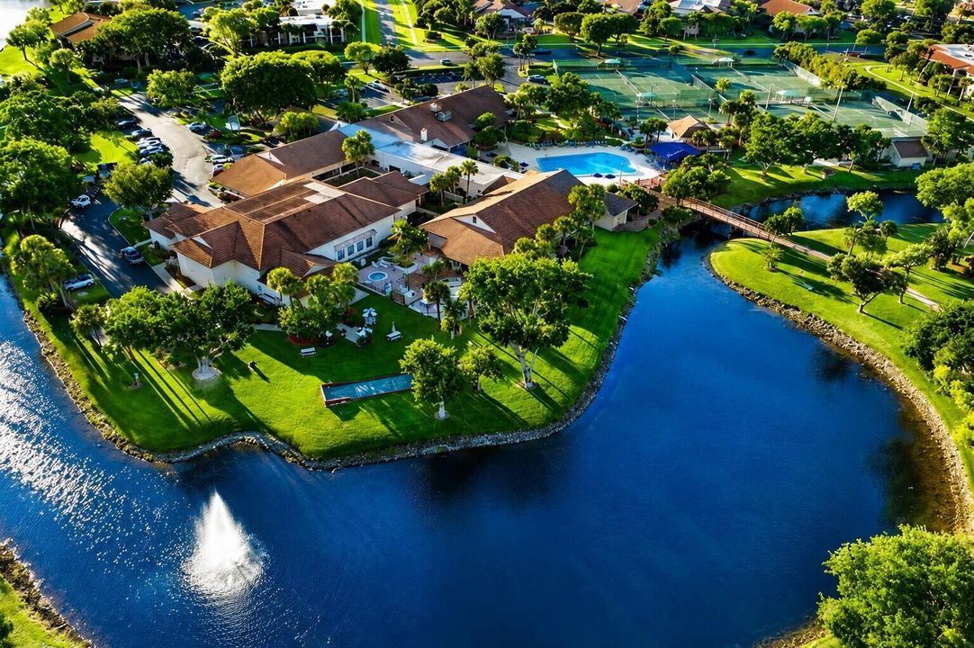 Scenic Lakes & Clubhouse