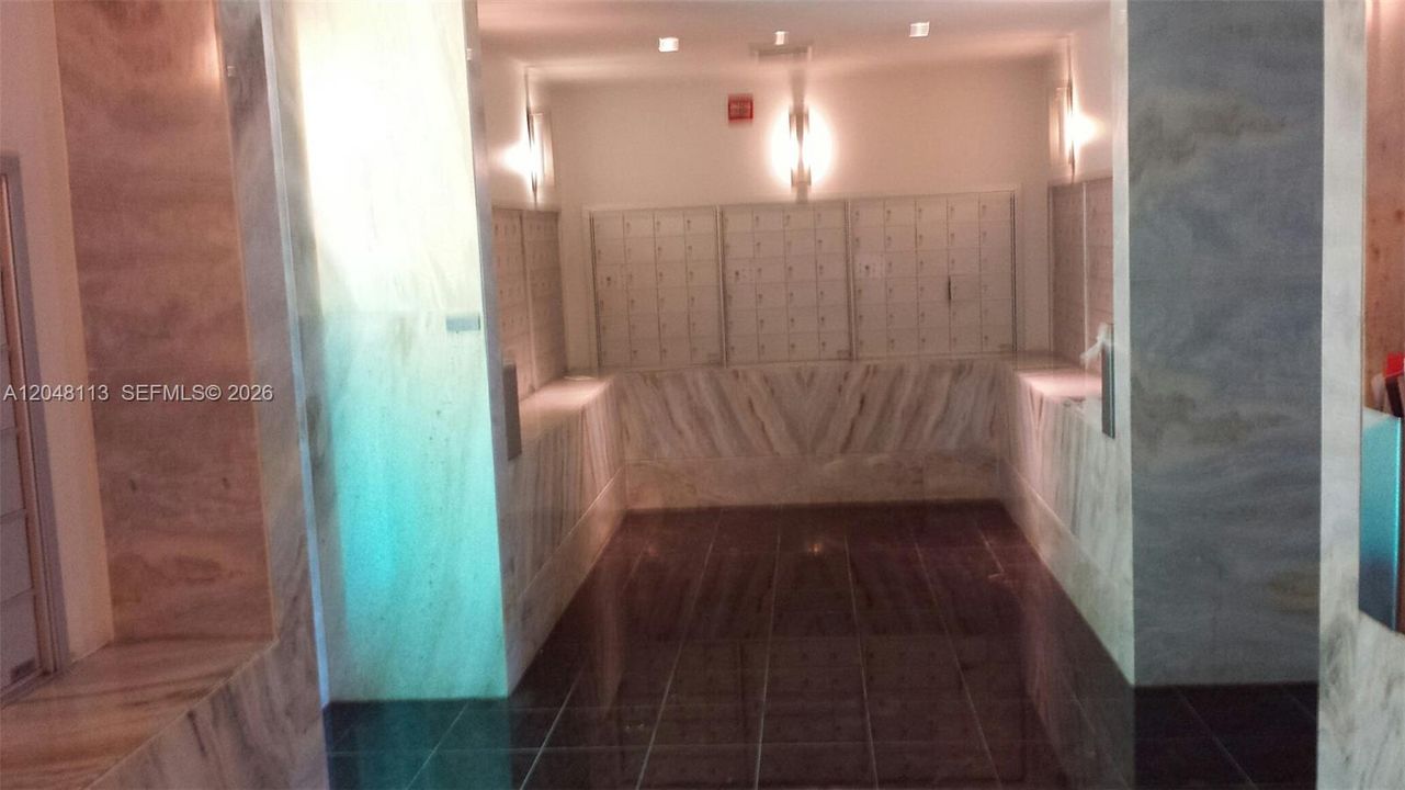 For Rent: $2,200 (0 beds, 1 baths, 507 Square Feet)