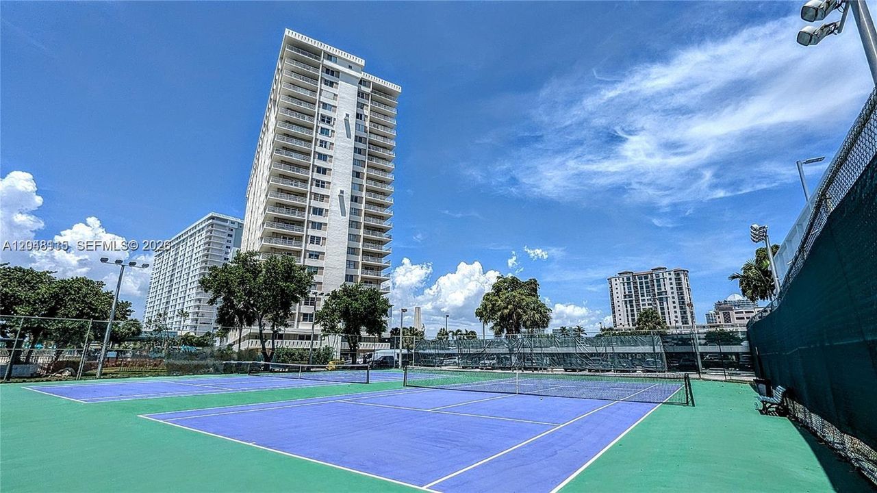 En Venta: $285,900 (1 camas, 1 baños, 762 Pies cuadrados)