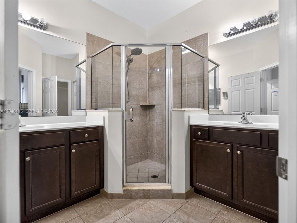 For Sale: $420,000 (3 beds, 2 baths, 1505 Square Feet)