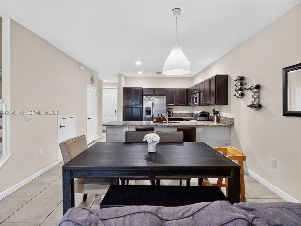 For Sale: $420,000 (3 beds, 2 baths, 1505 Square Feet)