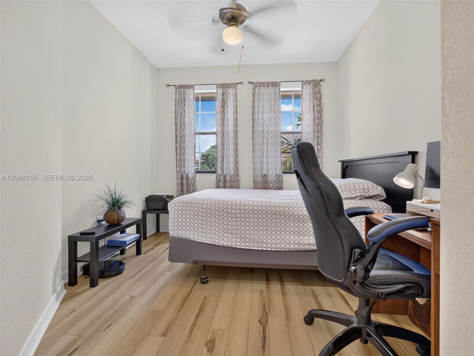 For Sale: $420,000 (3 beds, 2 baths, 1505 Square Feet)