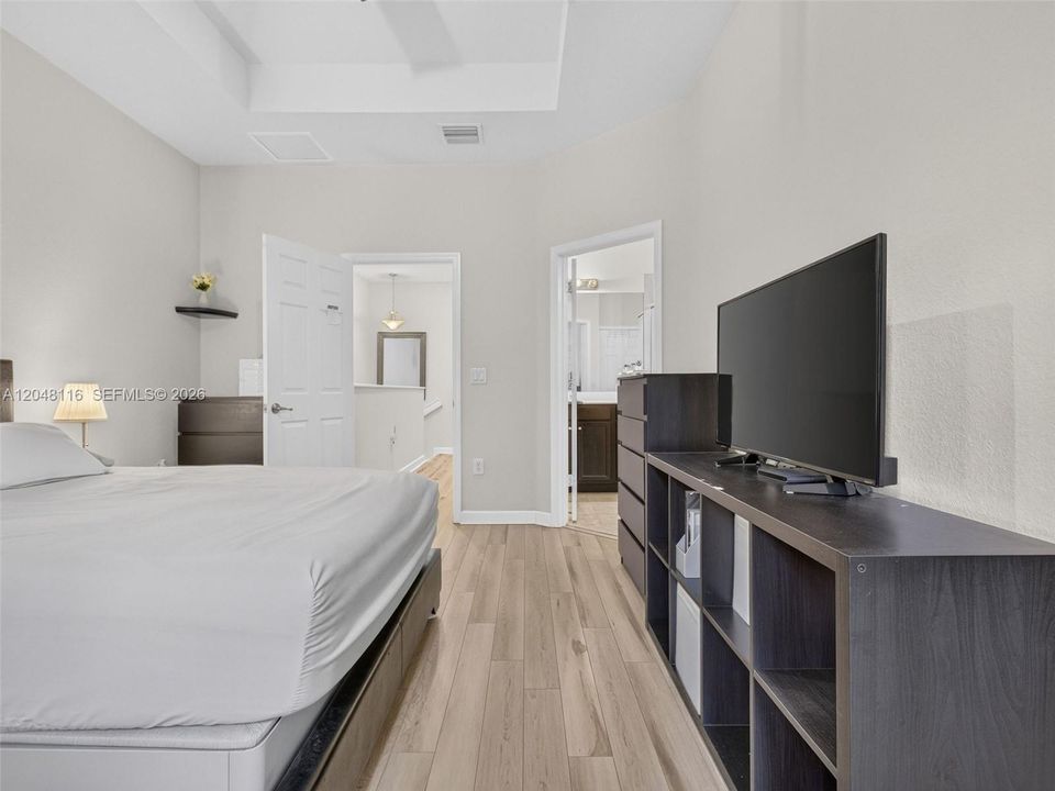 For Sale: $420,000 (3 beds, 2 baths, 1505 Square Feet)