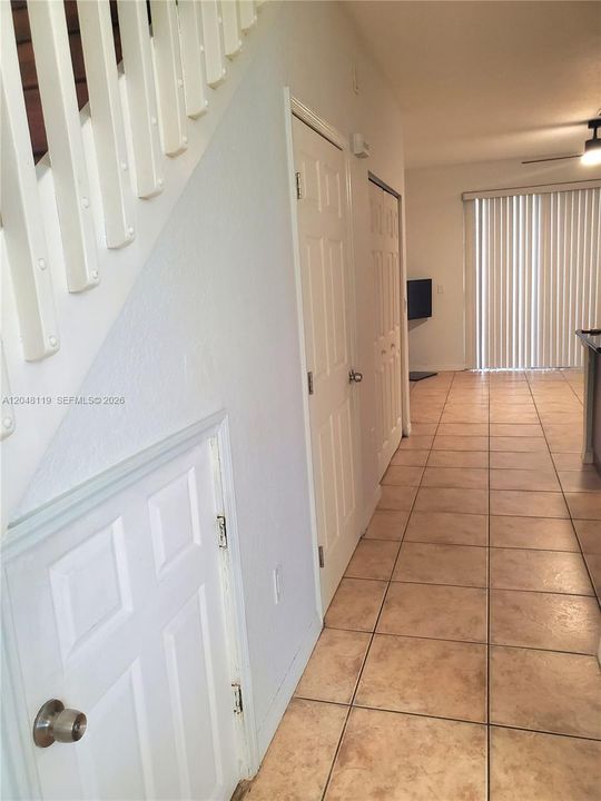 For Rent: $3,200 (3 beds, 2 baths, 1496 Square Feet)