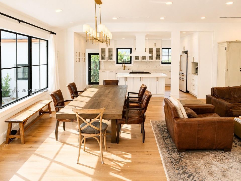 For Sale: $3,989,000 (3 beds, 2 baths, 2417 Square Feet)