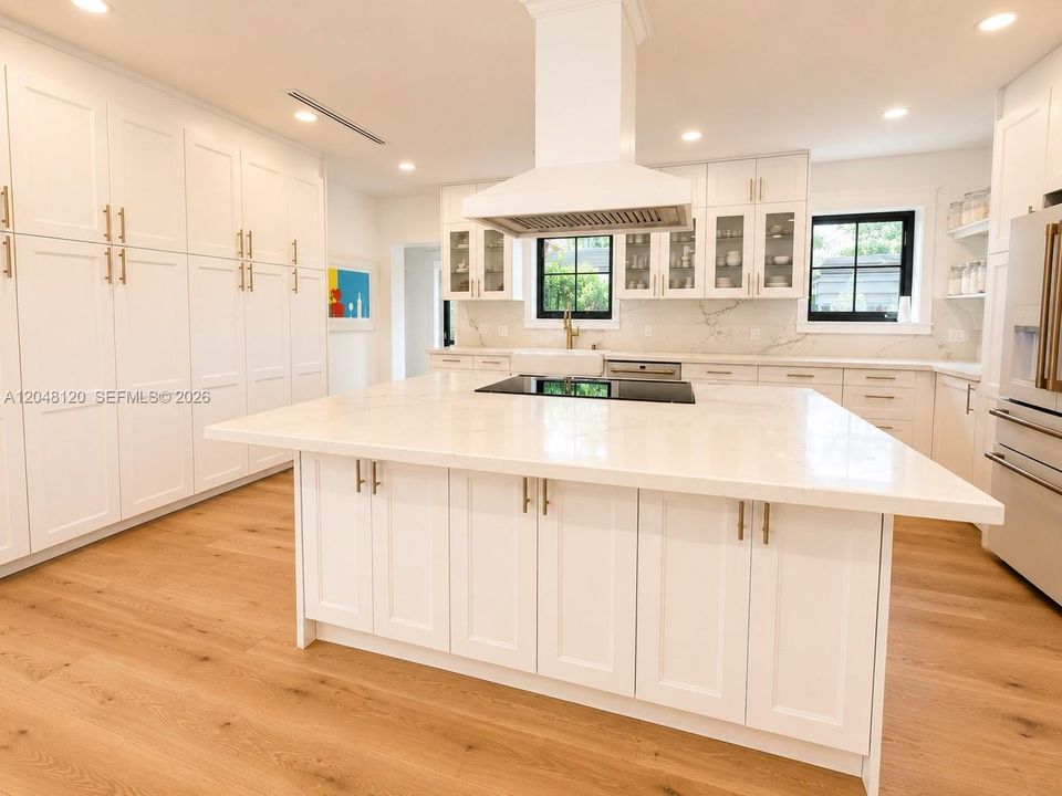 For Sale: $3,989,000 (3 beds, 2 baths, 2417 Square Feet)