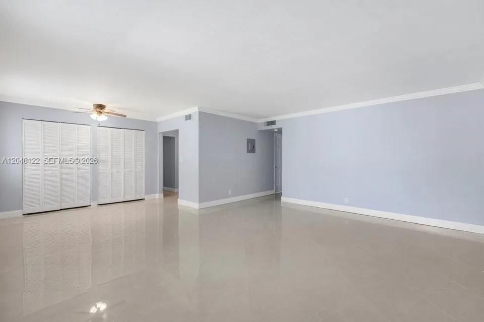For Rent: $2,950 (3 beds, 3 baths, 1752 Square Feet)