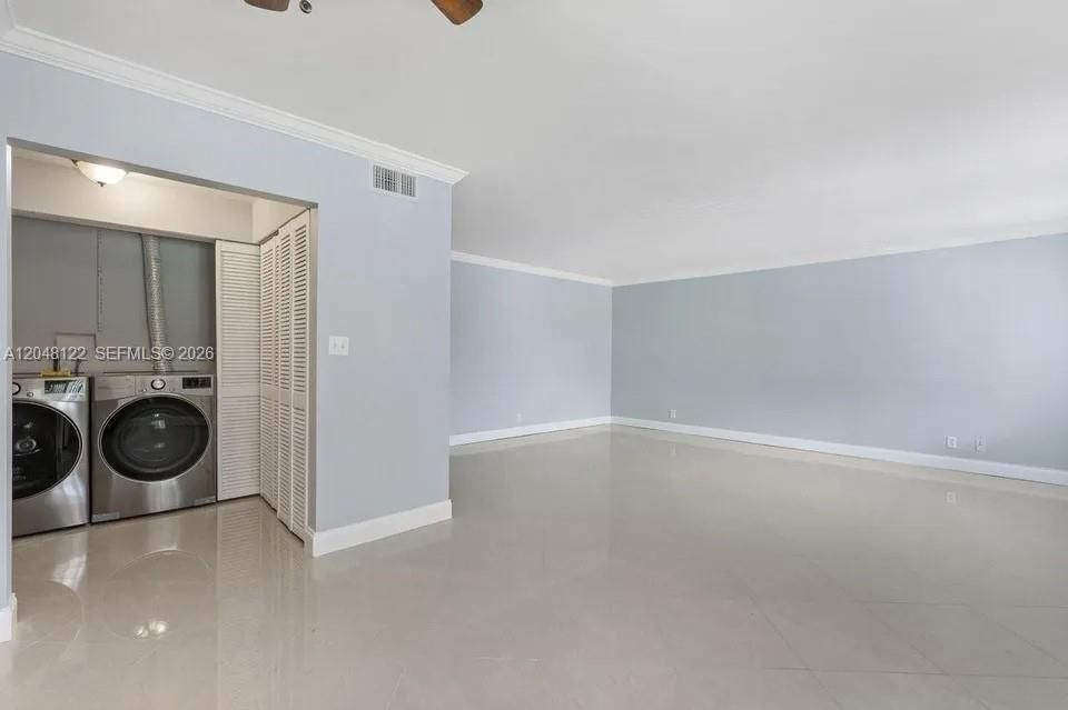 For Rent: $2,950 (3 beds, 3 baths, 1752 Square Feet)