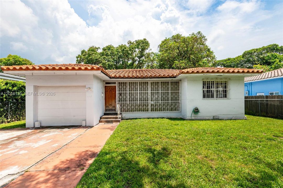For Sale: $1,125,000 (3 beds, 2 baths, 1466 Square Feet)