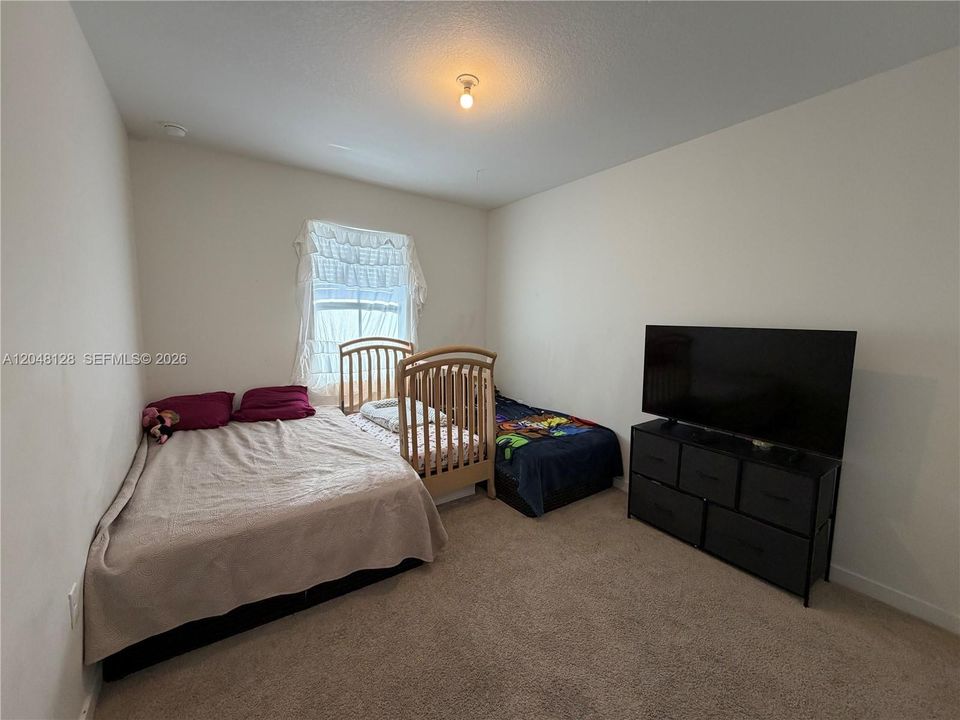 For Sale: $549,000 (4 beds, 3 baths, 2002 Square Feet)