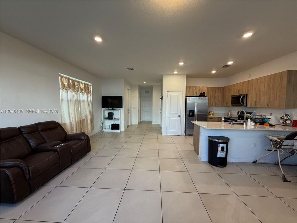 For Sale: $549,000 (4 beds, 3 baths, 2002 Square Feet)