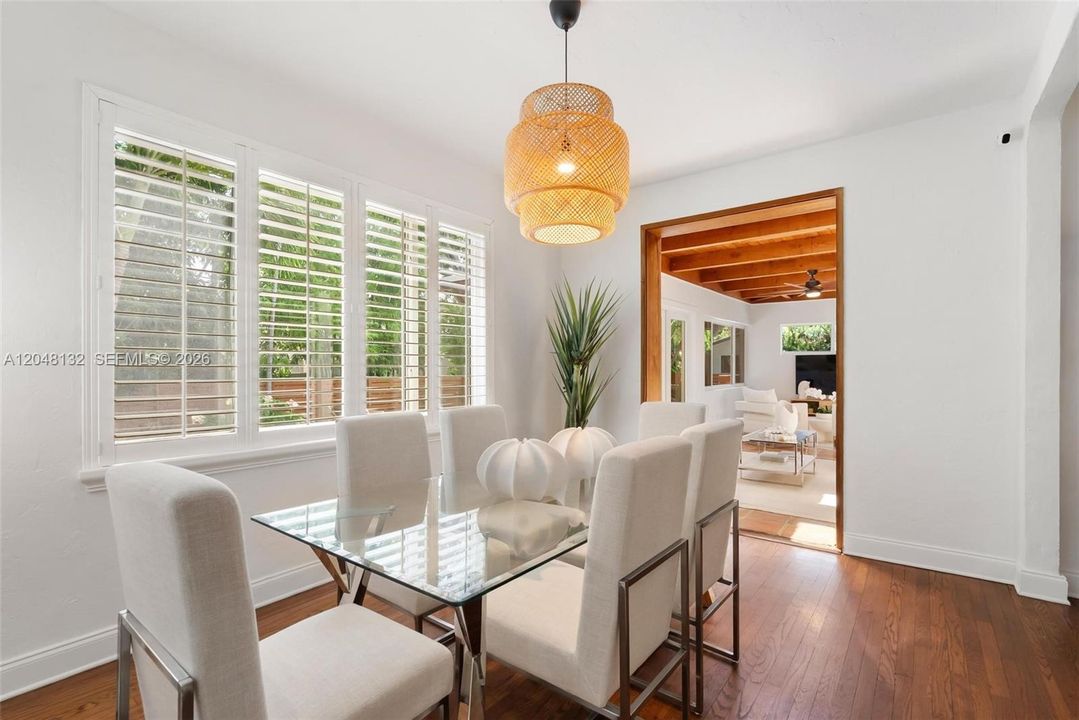 En Venta: $1,450,000 (3 camas, 3 baños, 2354 Pies cuadrados)