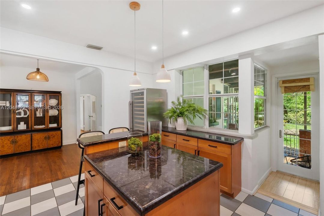 En Venta: $1,450,000 (3 camas, 3 baños, 2354 Pies cuadrados)