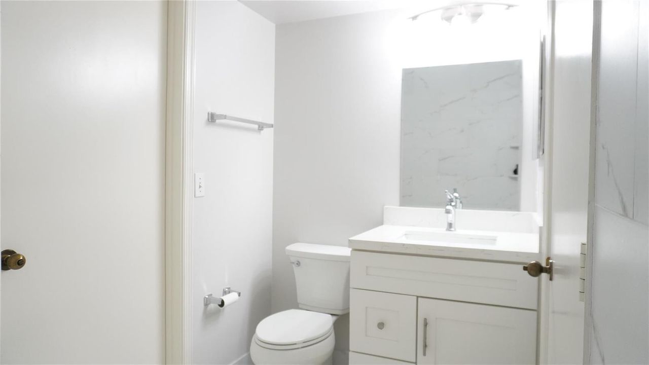 2nd floor, shared bathroom