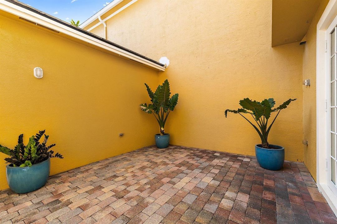 041-150LismoreLane-Jupiter-FL-33458-SMAL