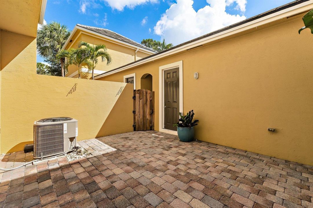 040-150LismoreLane-Jupiter-FL-33458-SMAL