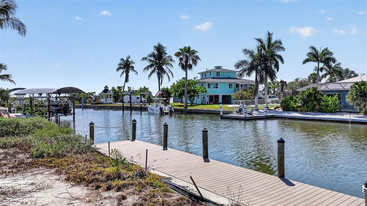 En Venta: $800,000 (0.11 acres)