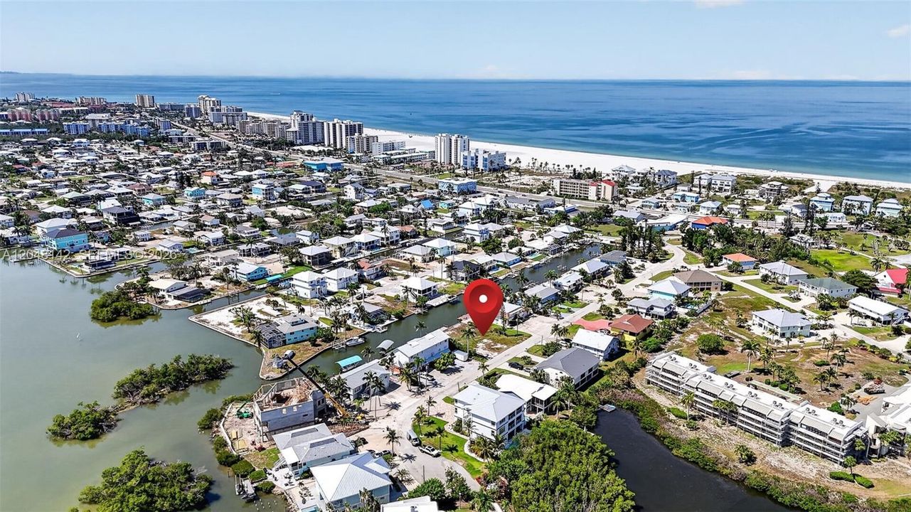 En Venta: $800,000 (0.11 acres)