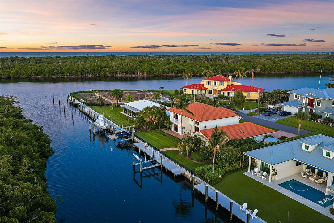114-8565SEPalmSt-HobeSound-SMALL