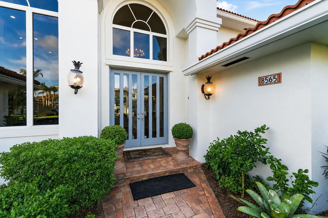 037-8565 SE Palm Street