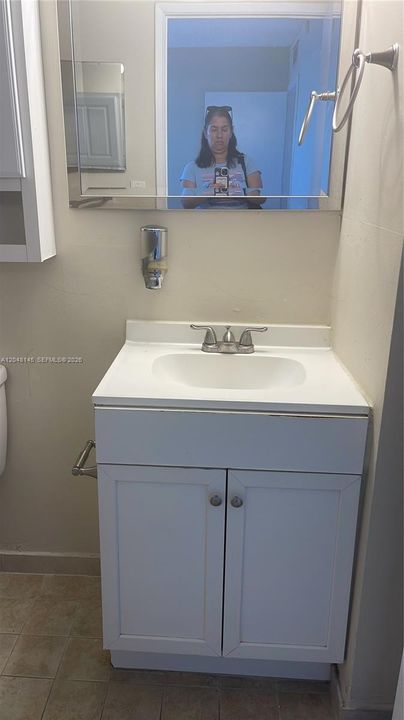 For Rent: $2,150 (2 beds, 2 baths, 960 Square Feet)