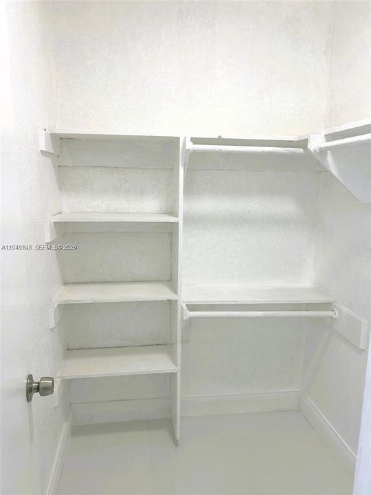 For Rent: $1,895 (2 beds, 2 baths, 806 Square Feet)